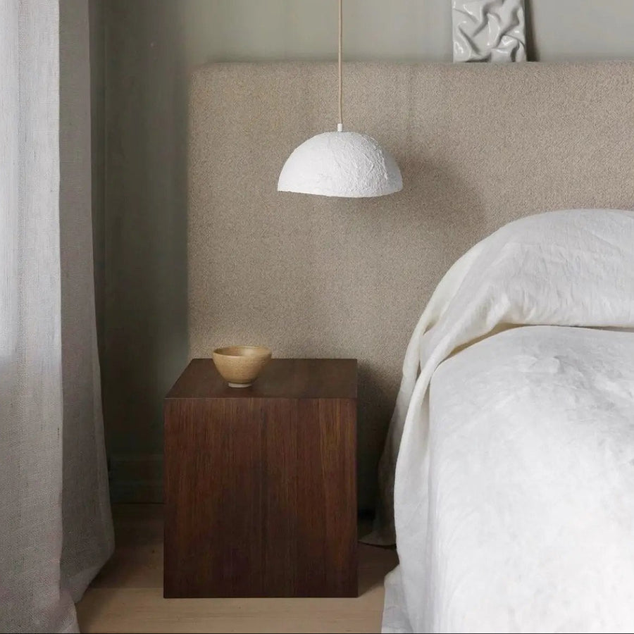 Mesa lateral - velador Bassau de madera Moos