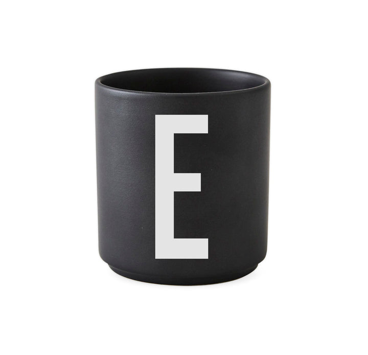 Taza con Letra E