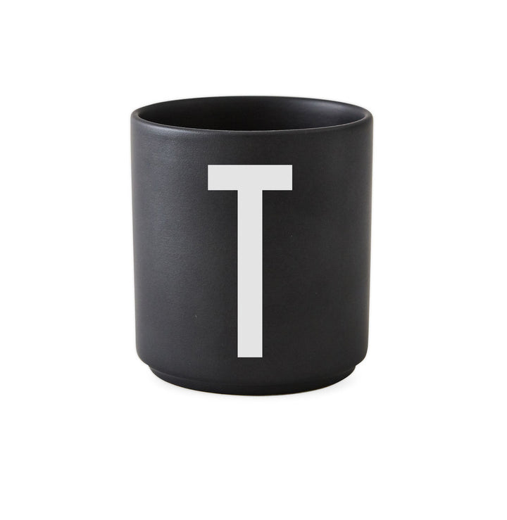 Taza con Letra T